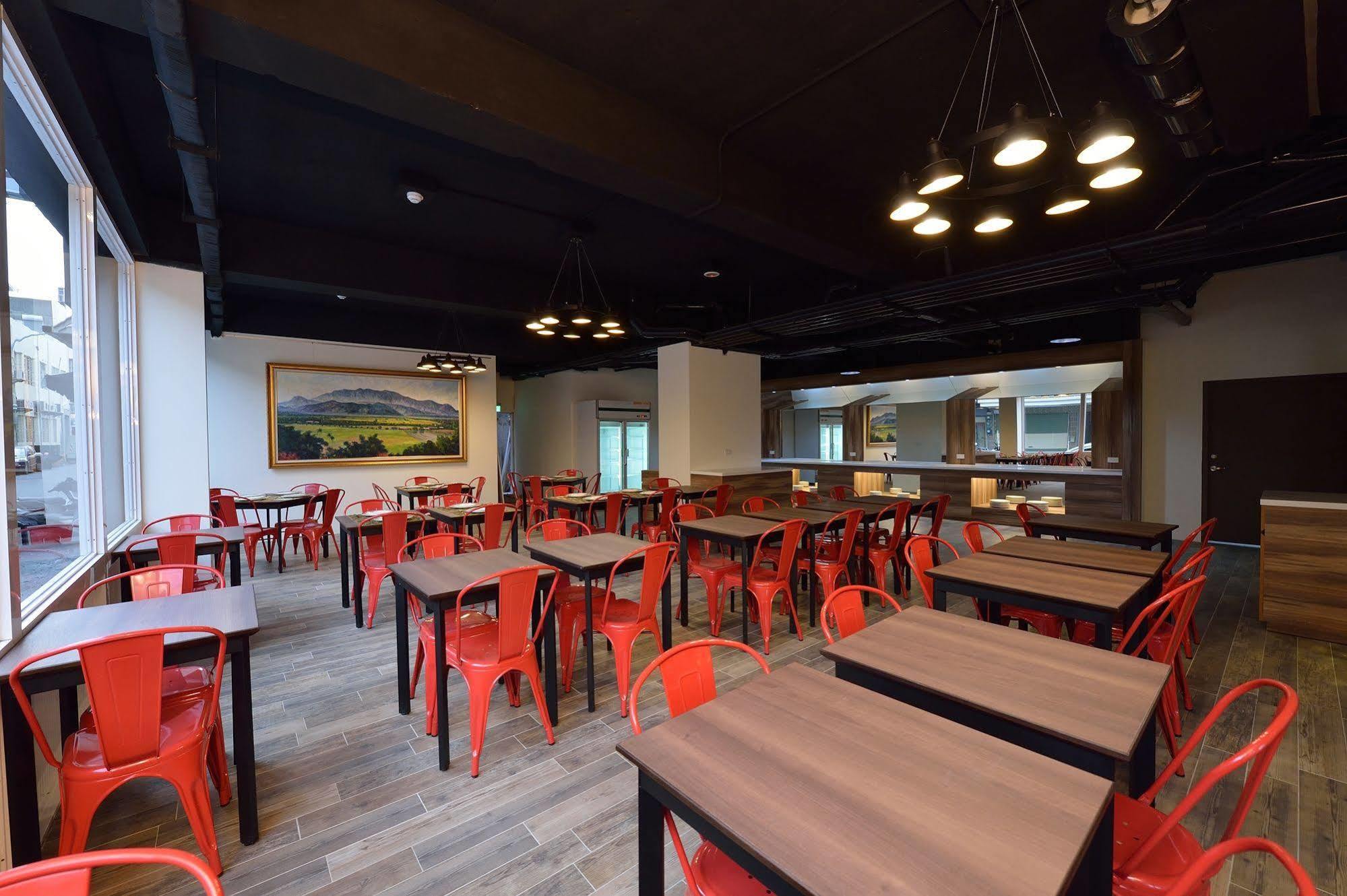โรงแรมโฮม เรสต์ Taitung ภายนอก รูปภาพ